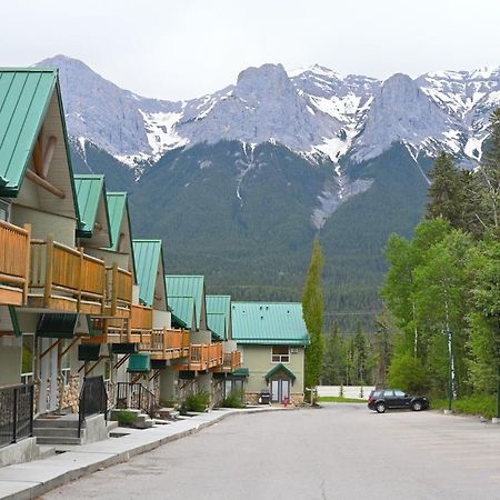 Banff Woods Lodge Canmore Dış mekan fotoğraf