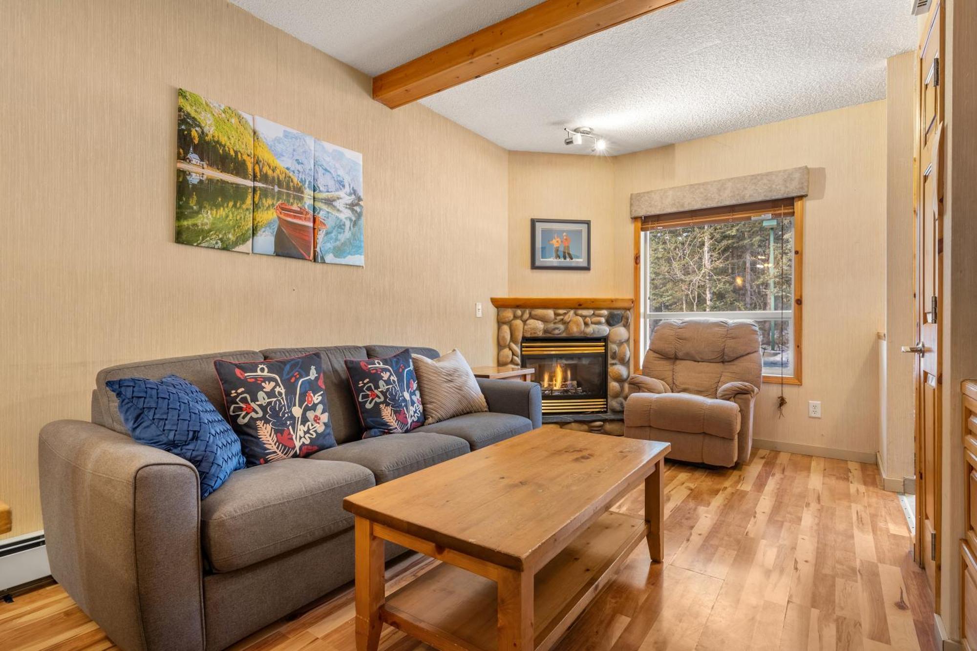 Banff Woods Lodge Canmore Dış mekan fotoğraf