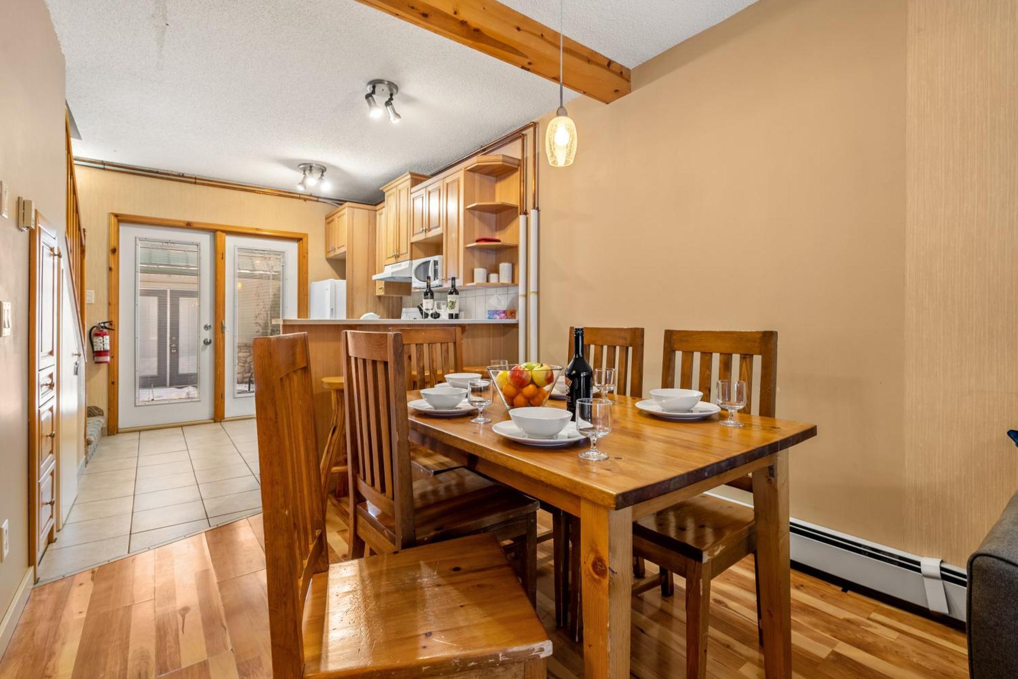 Banff Woods Lodge Canmore Dış mekan fotoğraf