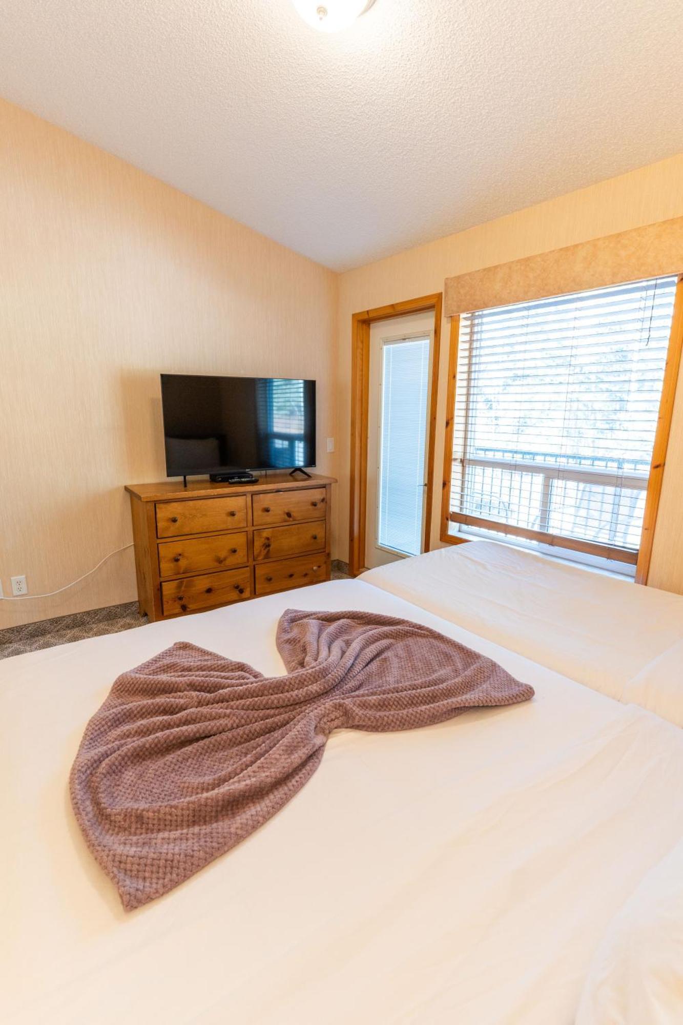 Banff Woods Lodge Canmore Dış mekan fotoğraf